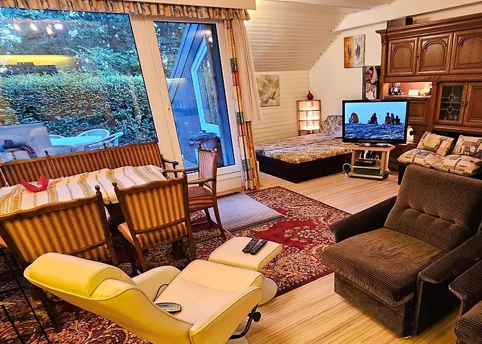 Winterberg Appartement 6 Pers Schwimmbad Sauna Ruheraum Freizeitabteilung Darts Tischtennis Fussball Terrasse Mit Riesem Garten Im Wald Nahe Stadmitte Und Bikepark Mit Fahrradlift Tennis Golfplatz Buchbarem Massages Im Wellnessresort Der Brabander